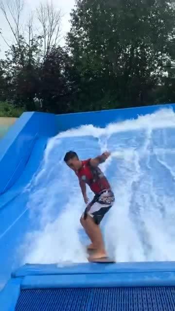 英勇骑士向前冲